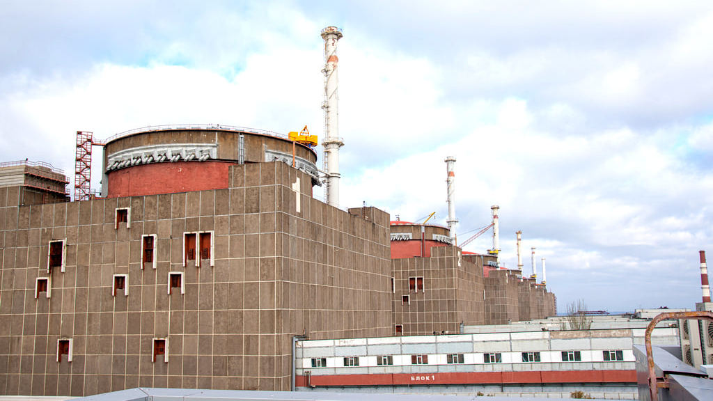 RazomUA - Ceasefire near the Zaporizhzhia NPP: Ukrainian forces say they did not carry out strikes, but safety risks remain