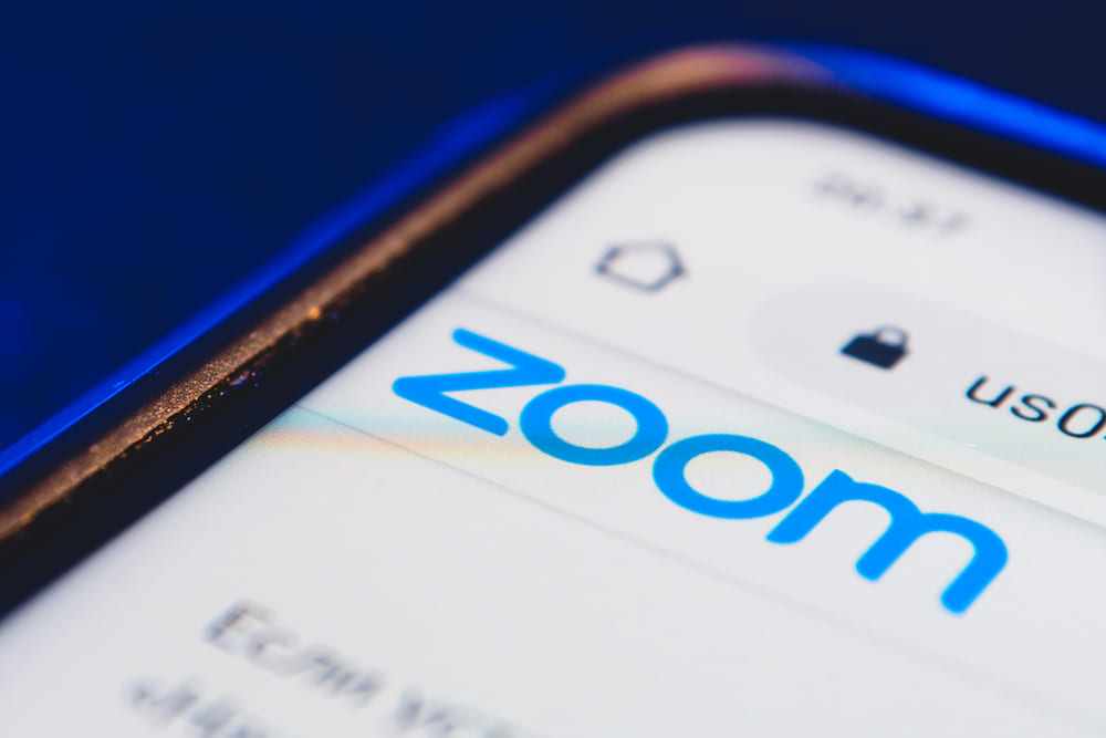 RazomUA - "Japanese Zoom Exists Since 1983 — and Won a $1 Million Lawsuit Against Its American Namesake"