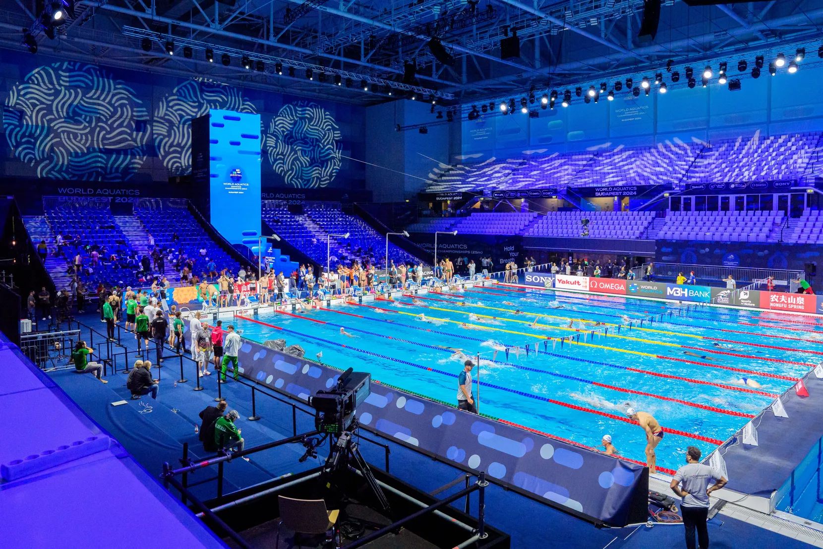 RazomUA - World Aquatics returns flags to Russia and Belarus — despite ongoing war and IOC position