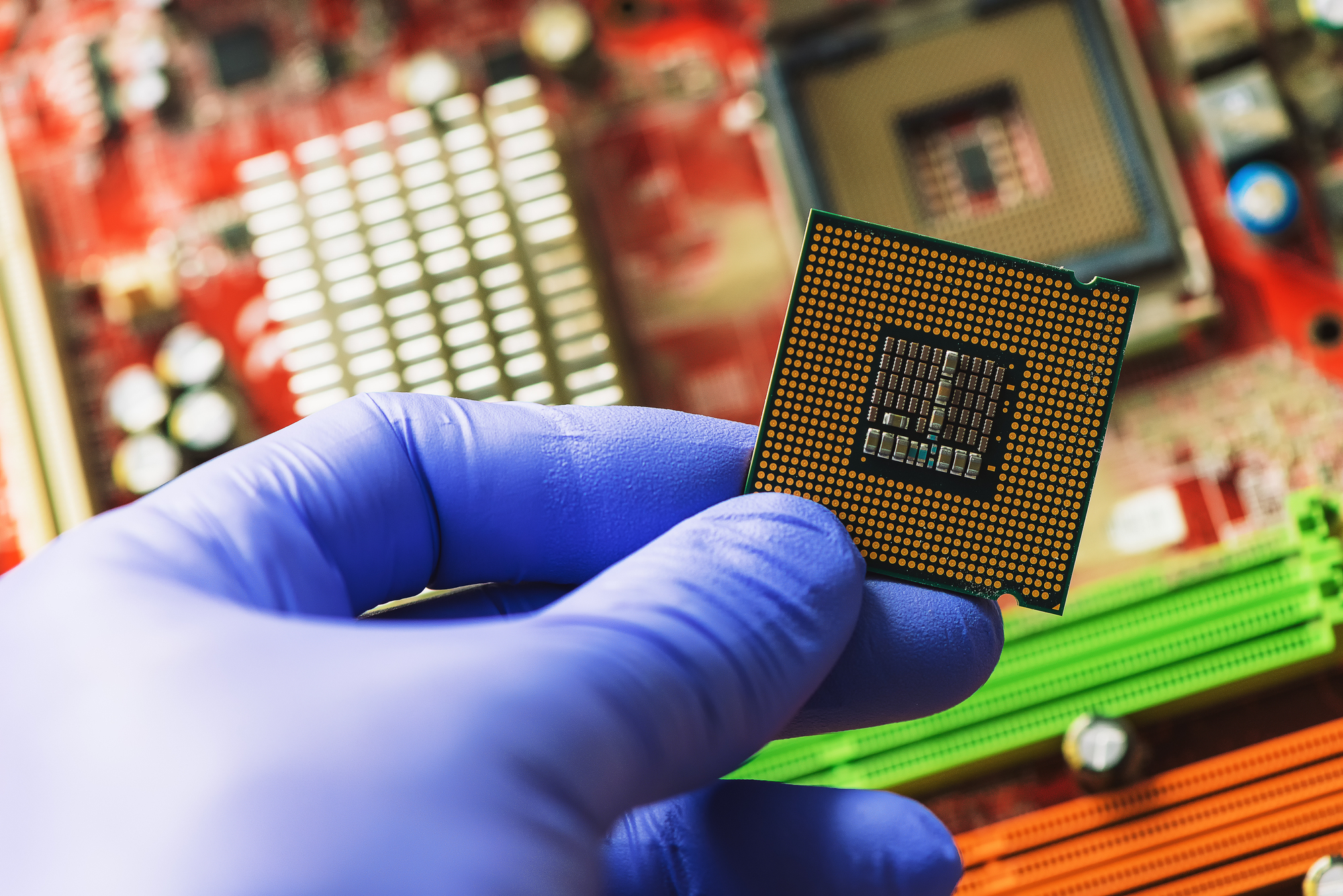 RazomUA - Ukraine to open its first cleanroom for microchips in 2026