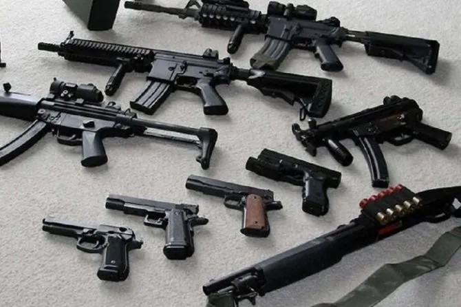 RazomUA - 264 people, 261 weapons and 201,000 rounds: how declaring weapons strengthens security in Kyiv region
