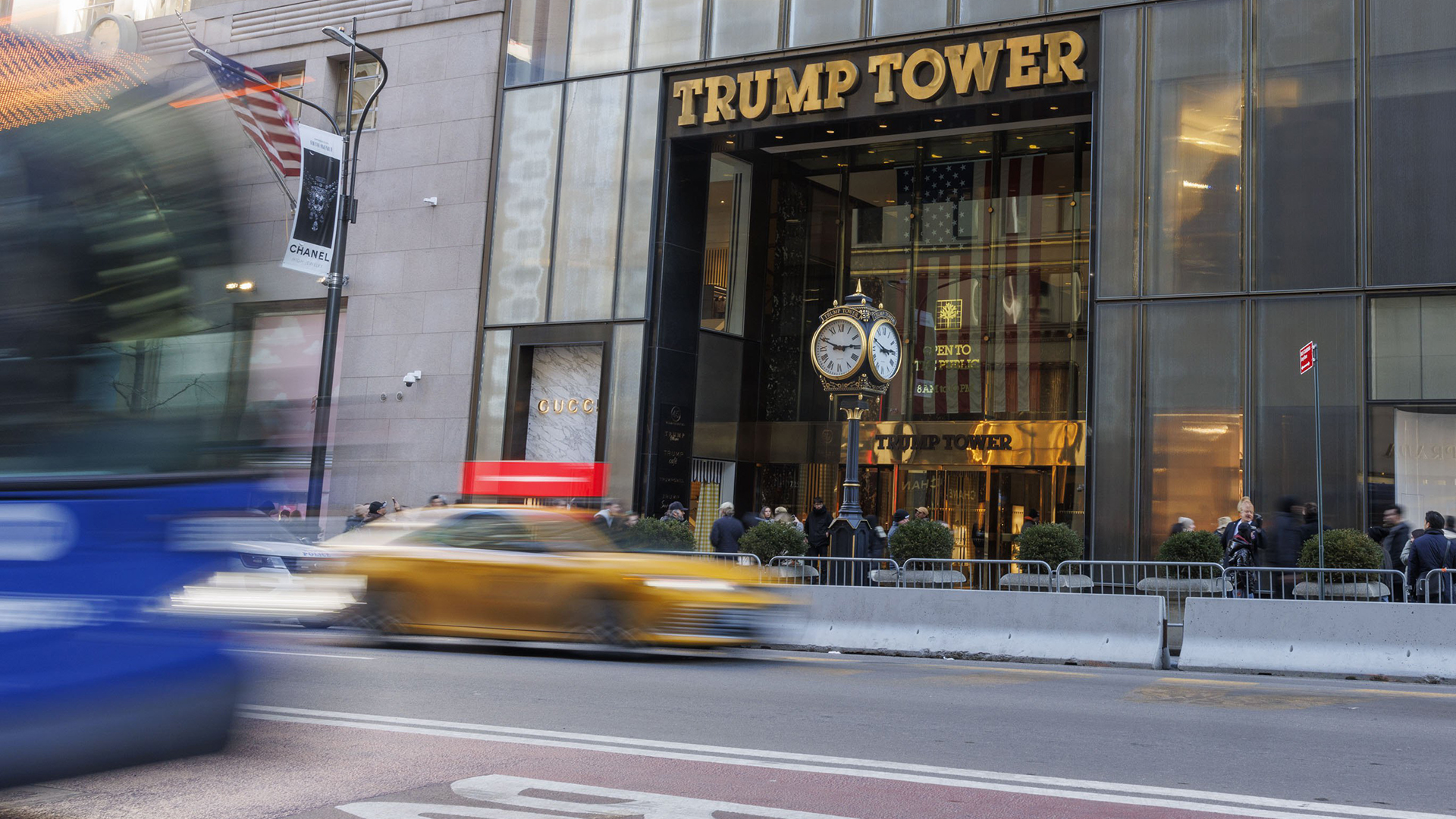 RazomUA - Trump Tower в Австралії скасували через «токсичність» бренду
