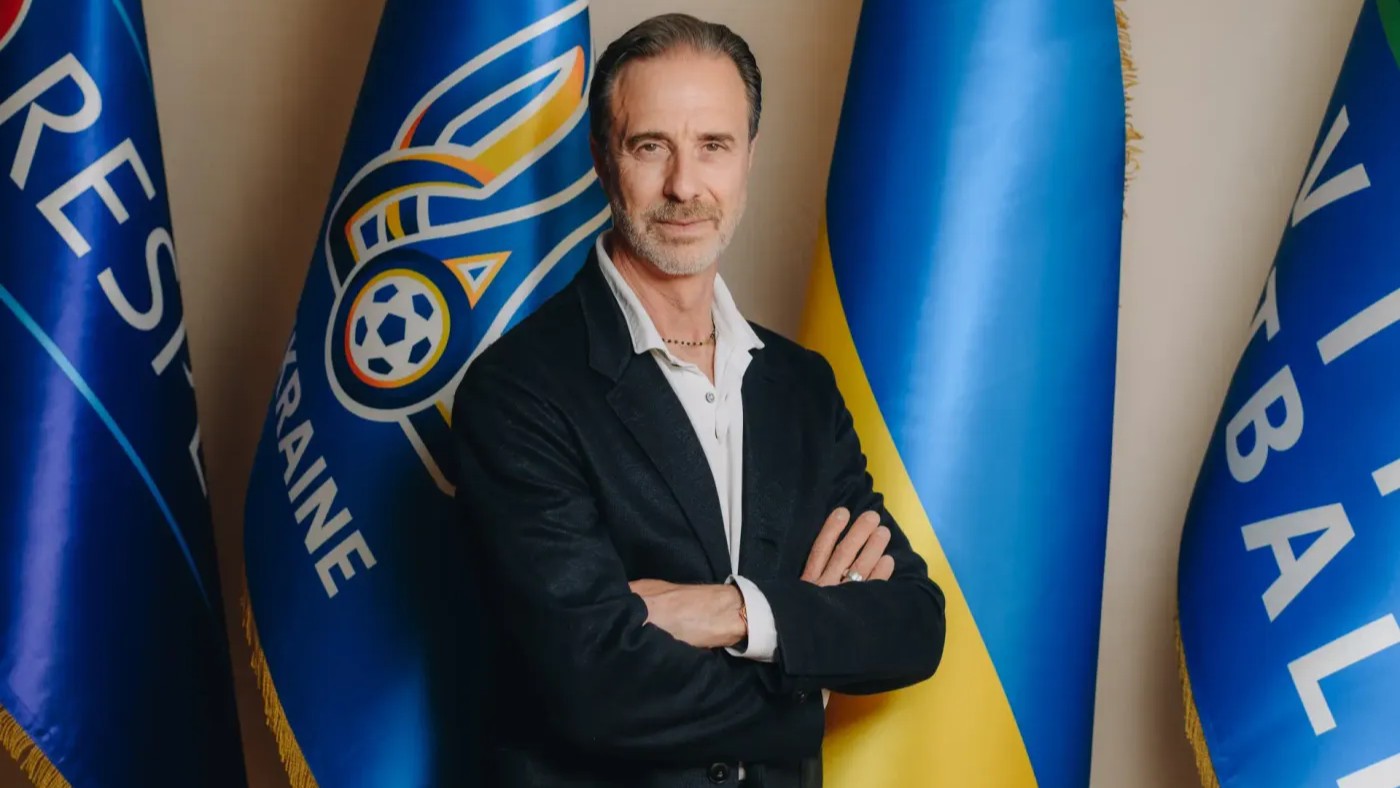 RazomUA - Перший іноземець на чолі збірної: Шевченко найняв свого колишнього «мозкового центру»