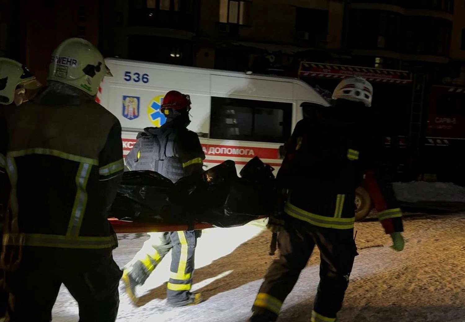 RazomUA - Gezielter Angriff auf Krankenhaus in Kiew: 1 Toter, Verletzte und Anlass zu Ermittlungen