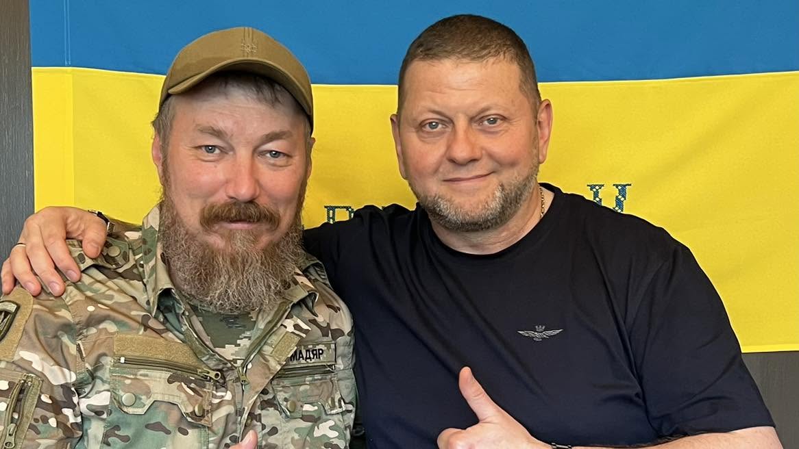 RazomUA - Мадяр — лідер за балансом, Залужний — за абсолютною довірою. Що насправді показало опитування КМІС
