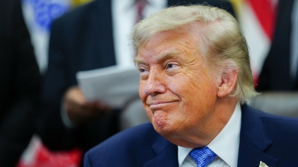 RazomUA - Трамп заробив $1,4 млрд на крипті — і каже, що навіть не знав про це