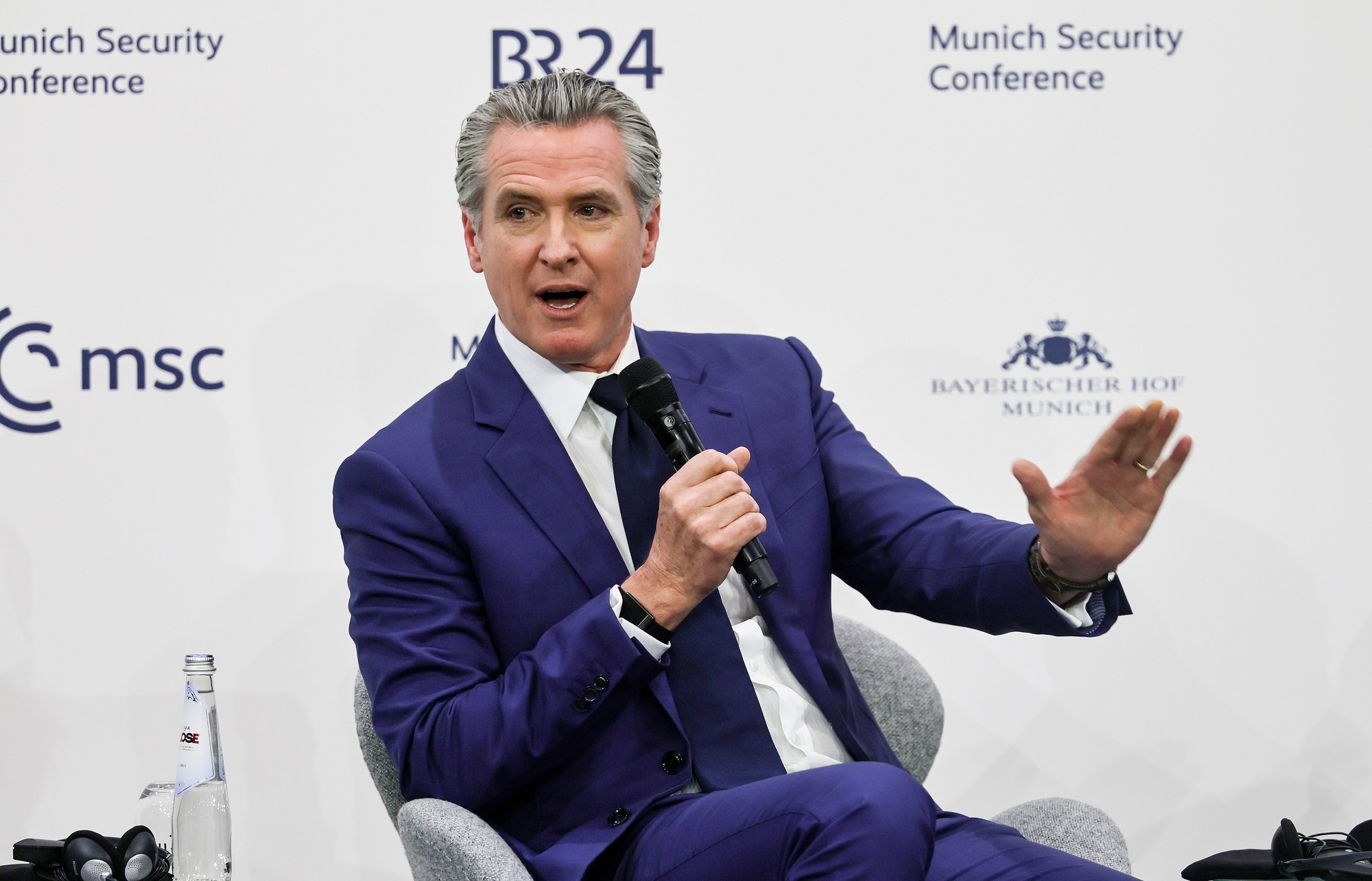 RazomUA - Ньюсом: підхід Трампа до миру в Україні не дає результатів — що це означає для Києва
