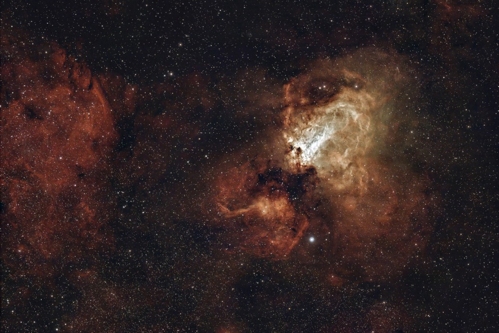 RazomUA - James Webb captures supernova that exploded 13 billion years ago