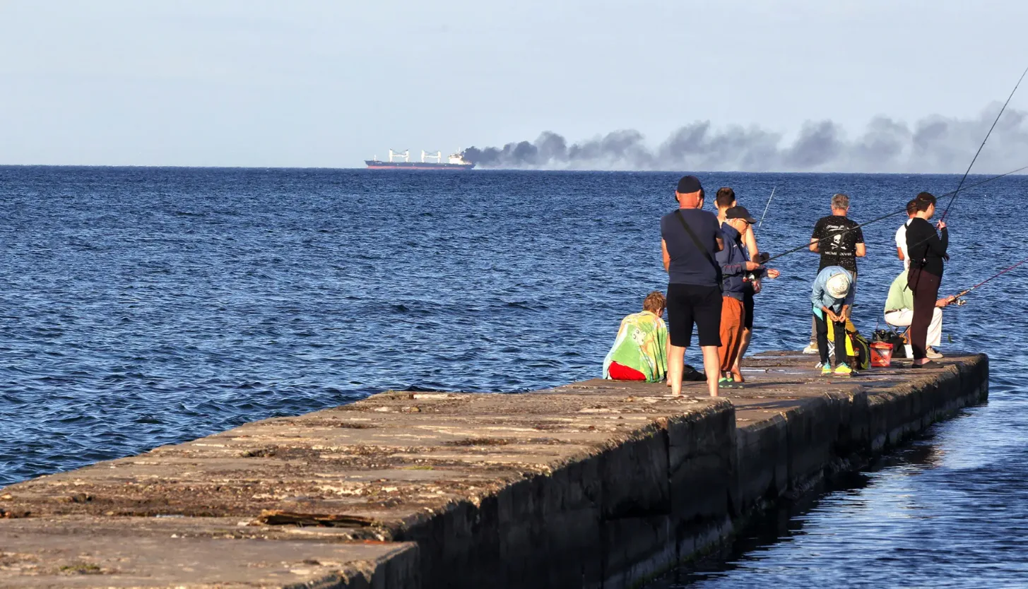 RazomUA - Pourquoi le blocus de la mer Noire est comparé au détroit d'Ormuz — et qui paiera pour cela avec du pain