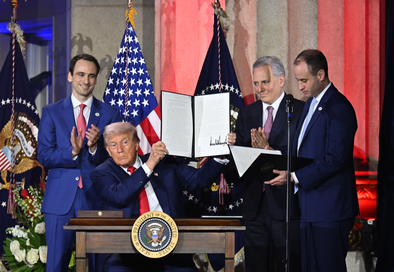 RazomUA - Trump directed U.S. scientific agencies to implement artificial intelligence