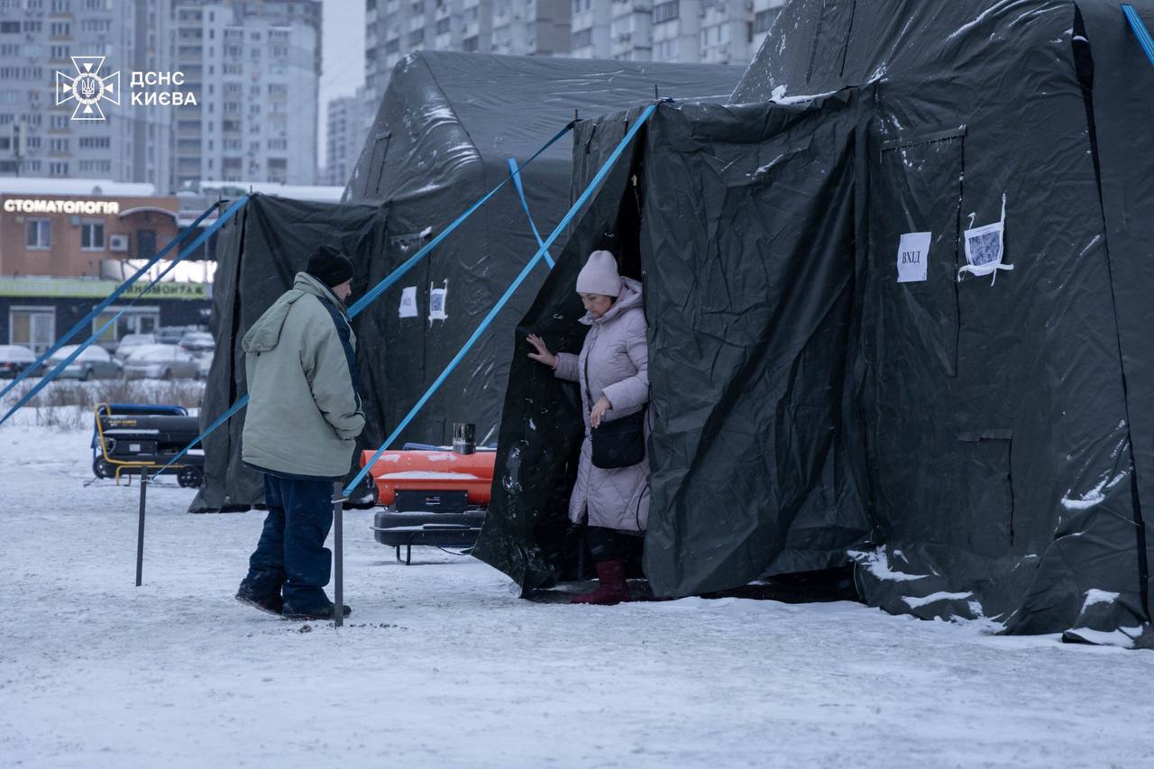 RazomUA - Ночная атака на Киев: Троещина — около 600 домов без услуг, в городе тысячи без тепла