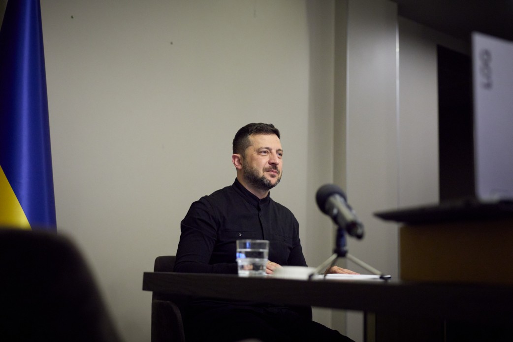 RazomUA - Zelensky flies to the U.S. — stops in Canada to coordinate talks with allies