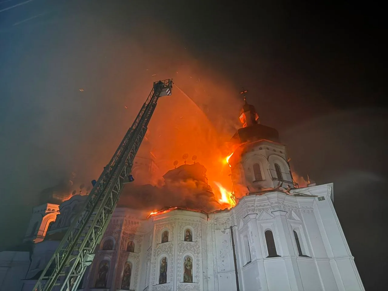 RazomUA - UNESCO Counts Destroyed Landmarks, but Avoids the Word "Russia" — and It's No Accident