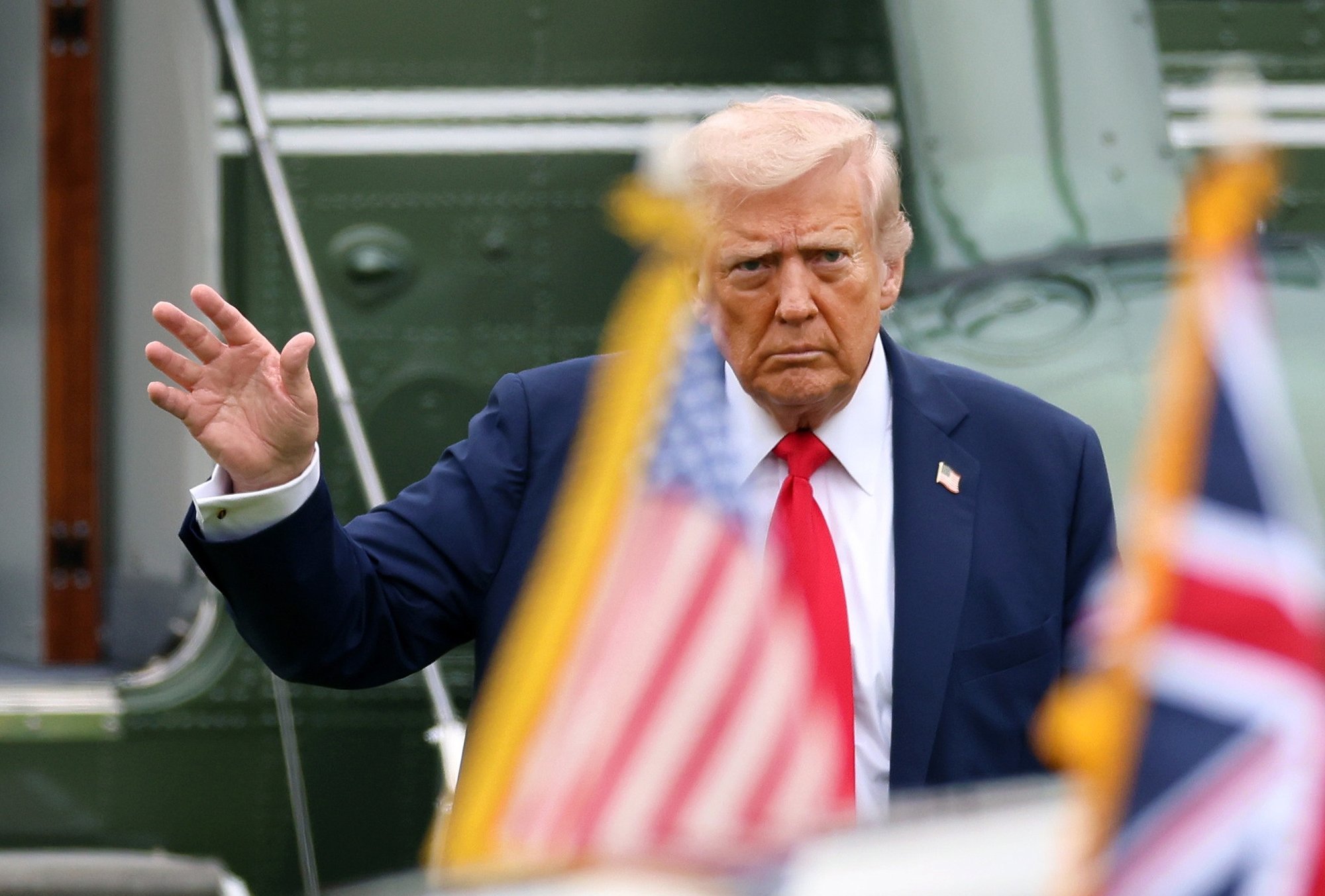 RazomUA - Trump threatened to "wipe Iran off the face of the Earth" — risks of escalation and consequences for allies