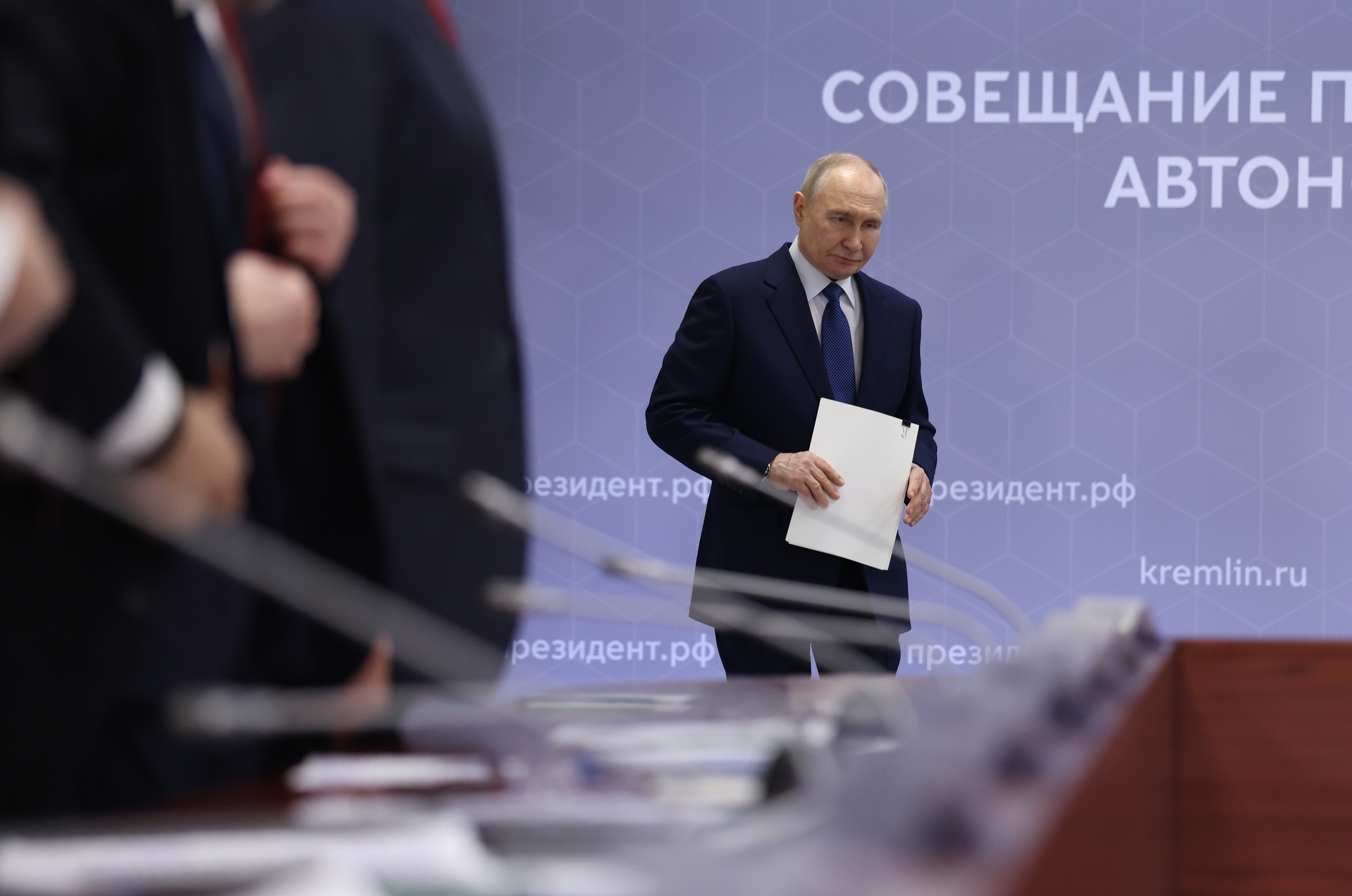 RazomUA - Bloomberg: Draft peace plan reached Putin through Dmitriev — what it means for Ukraine’s security guarantees