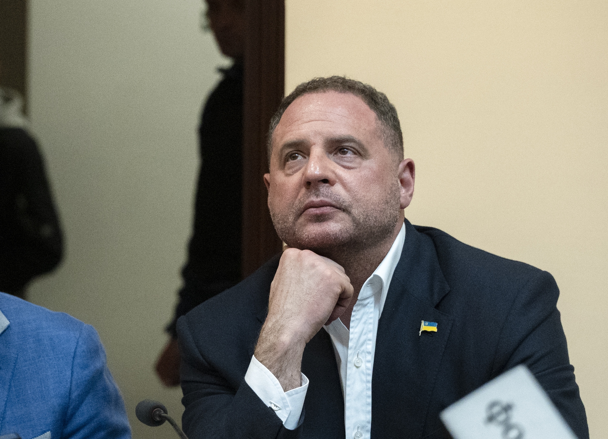 RazomUA - Driver of Yermak found with document containing personnel plans for SBU — SAP