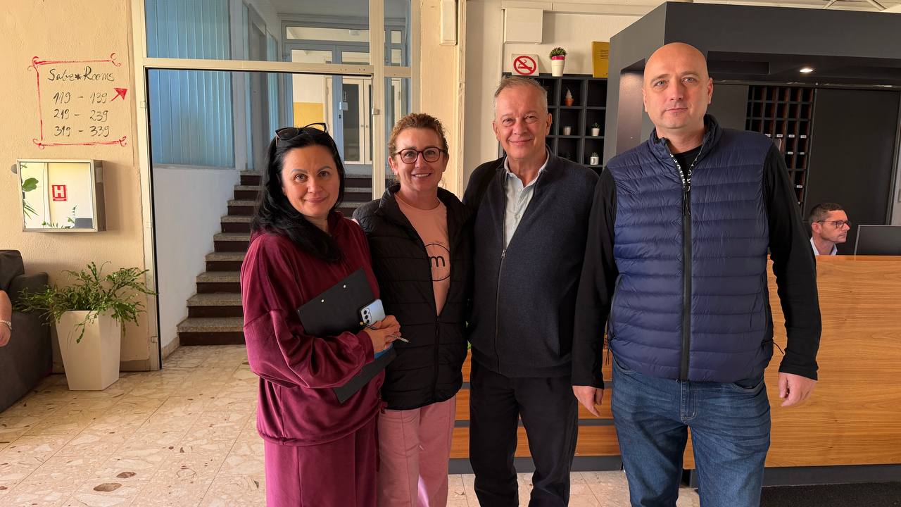 RazomUA - Від Білогородки до Загреба й Опатії: 35 юних артистів везуть українське циркове шоу до Хорватії