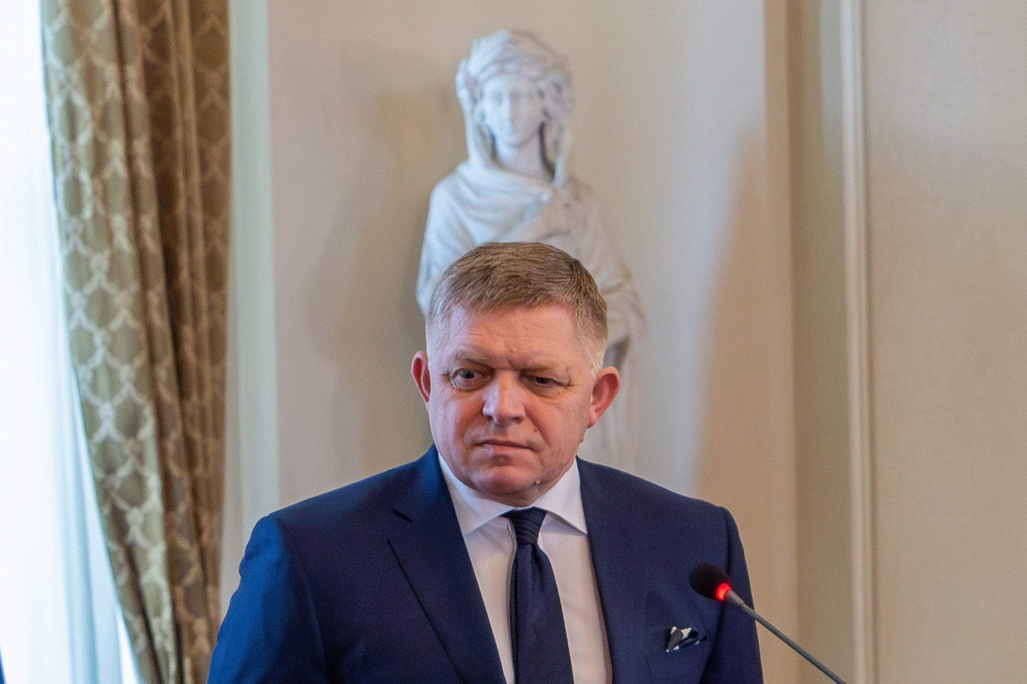 RazomUA - Фицо угрожает заблокировать €90 млрд для Украины — что это значит для безопасности и бюджета