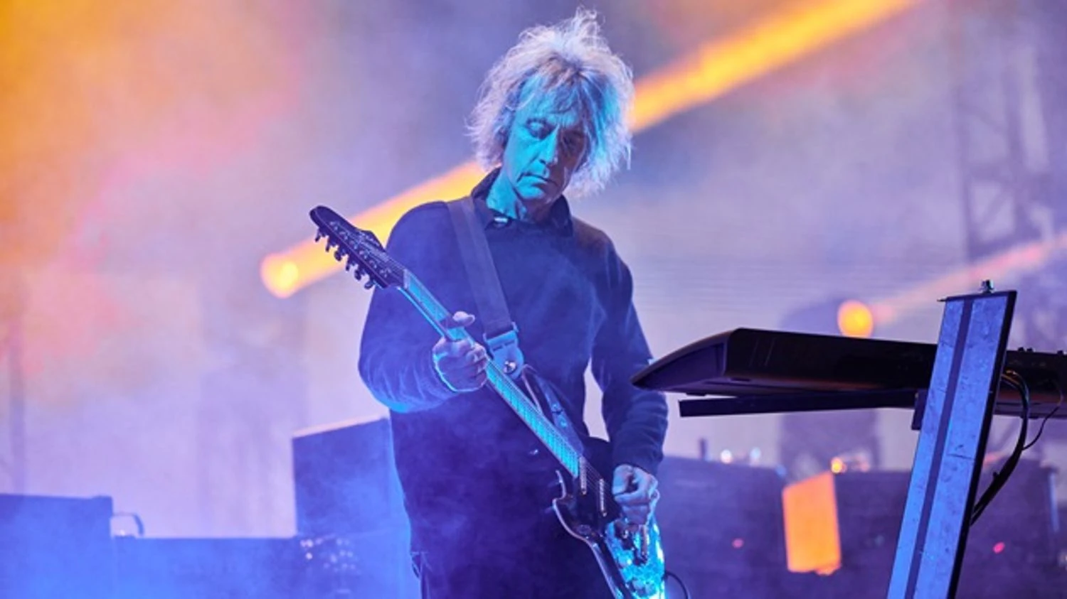 RazomUA - Помер Перрі Бамонте (The Cure): втрачена ланка в звучанні гурту та пам'ять у Залі слави