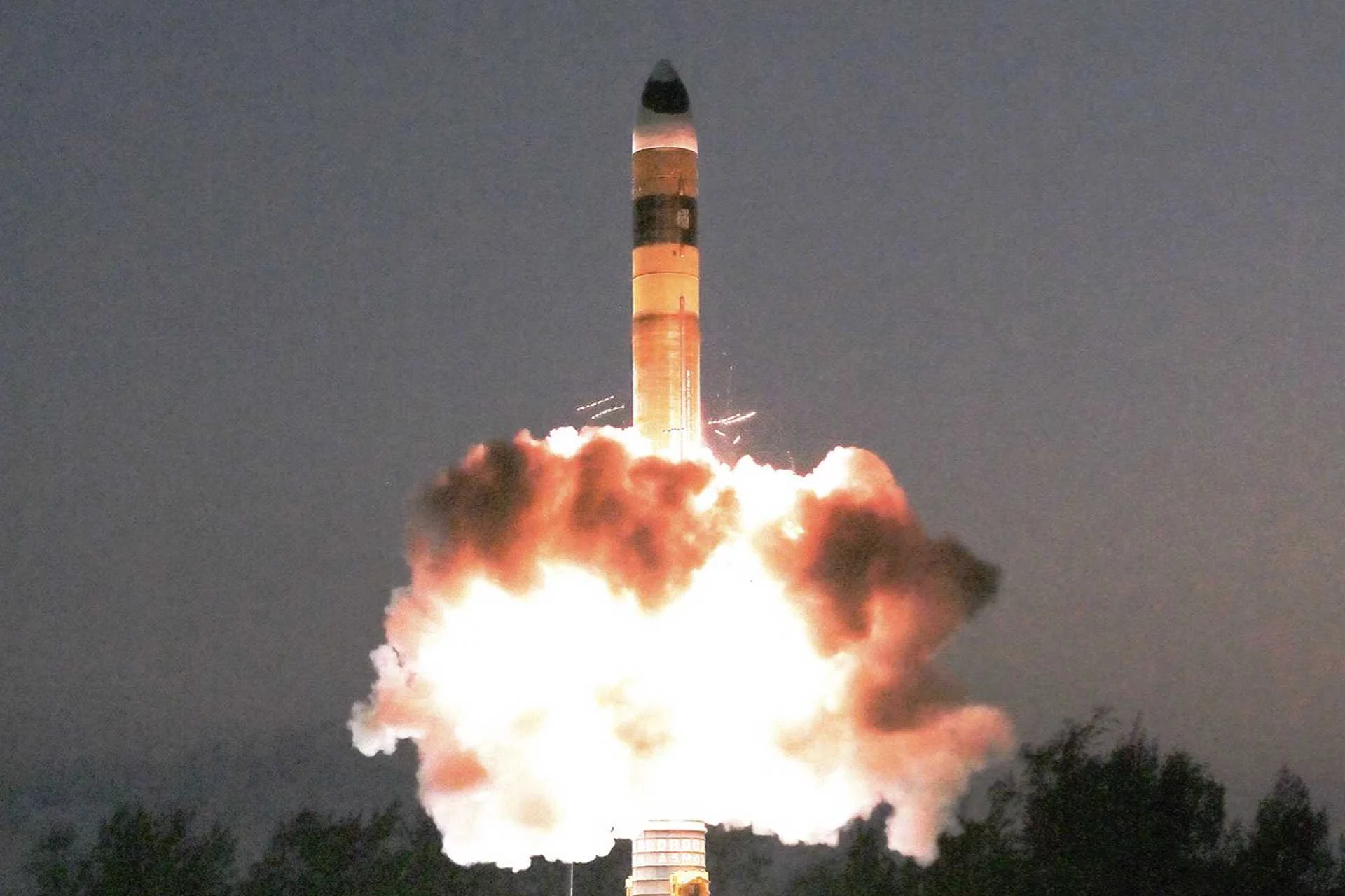 RazomUA - India Tests Agni-5 with Hypersonic Warhead — Beijing Gets the Message Without a Word About It