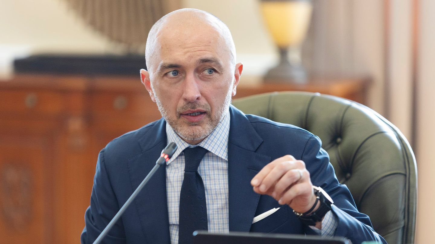 RazomUA - "Технічне вікно": як в Сенс Банку на кілька хвилин вимикали систему проти відмивання грошей
