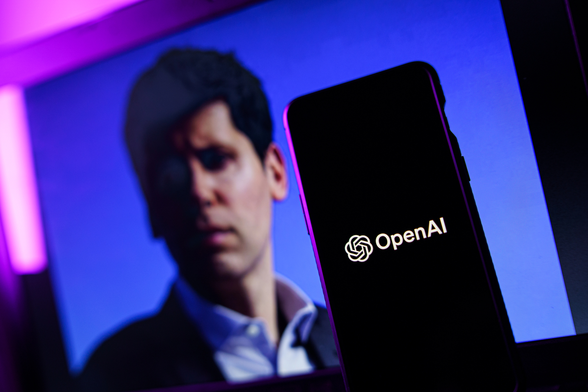 RazomUA - OpenAI дає гроші на дослідження, якого ще ніхто не робив: як школярі воюючої країни використовують ШІ
