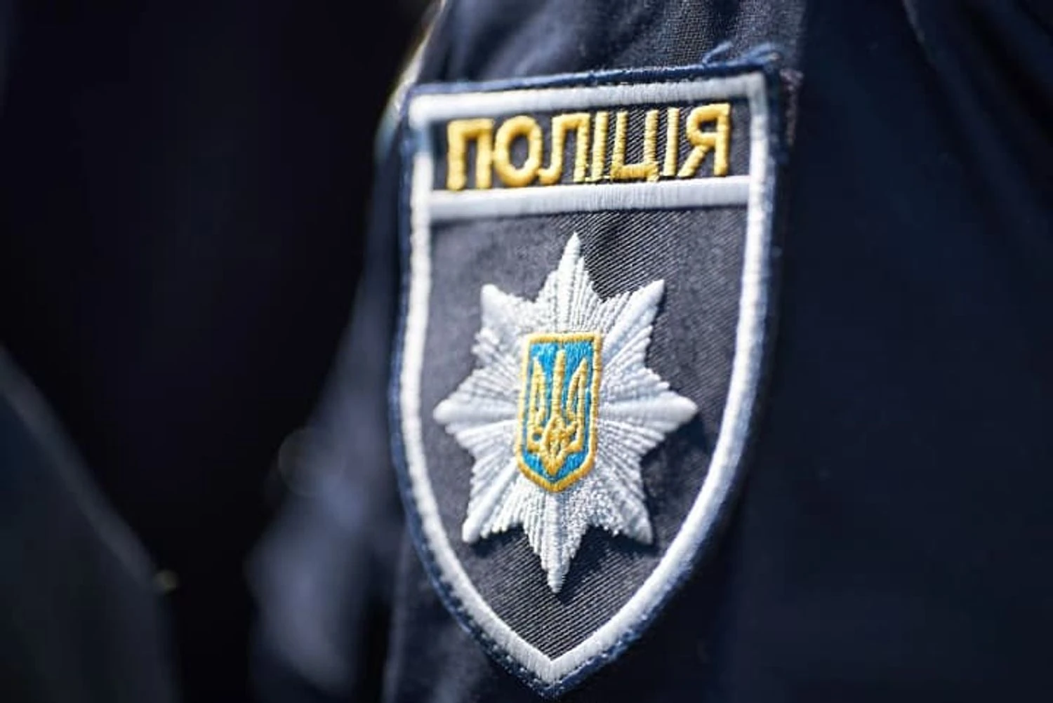 RazomUA - Полиция и ГСЧС спасли детей на Крещатике — напоминание об опасностях под землей