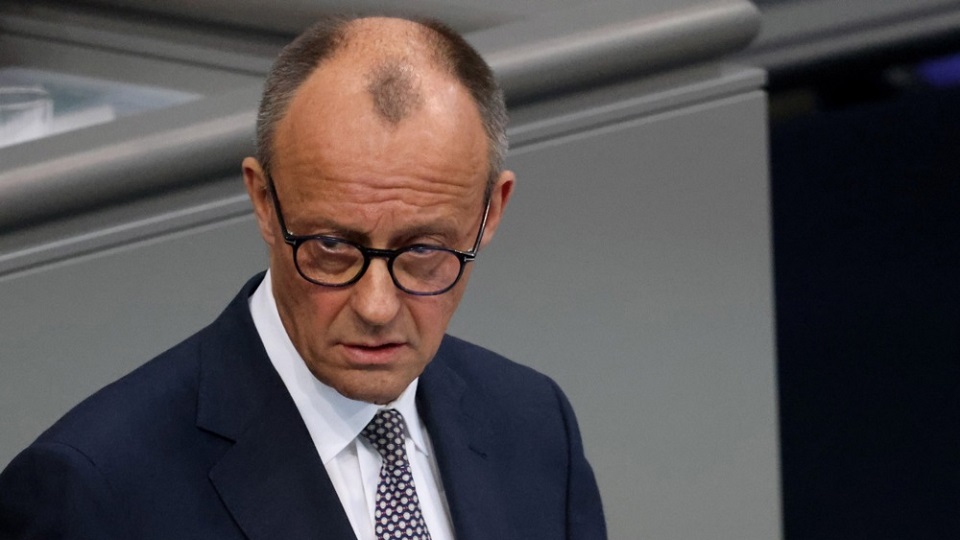 RazomUA - Merz bittet um Überprüfung des Verbots von Verbrennungsmotoren ab 2035